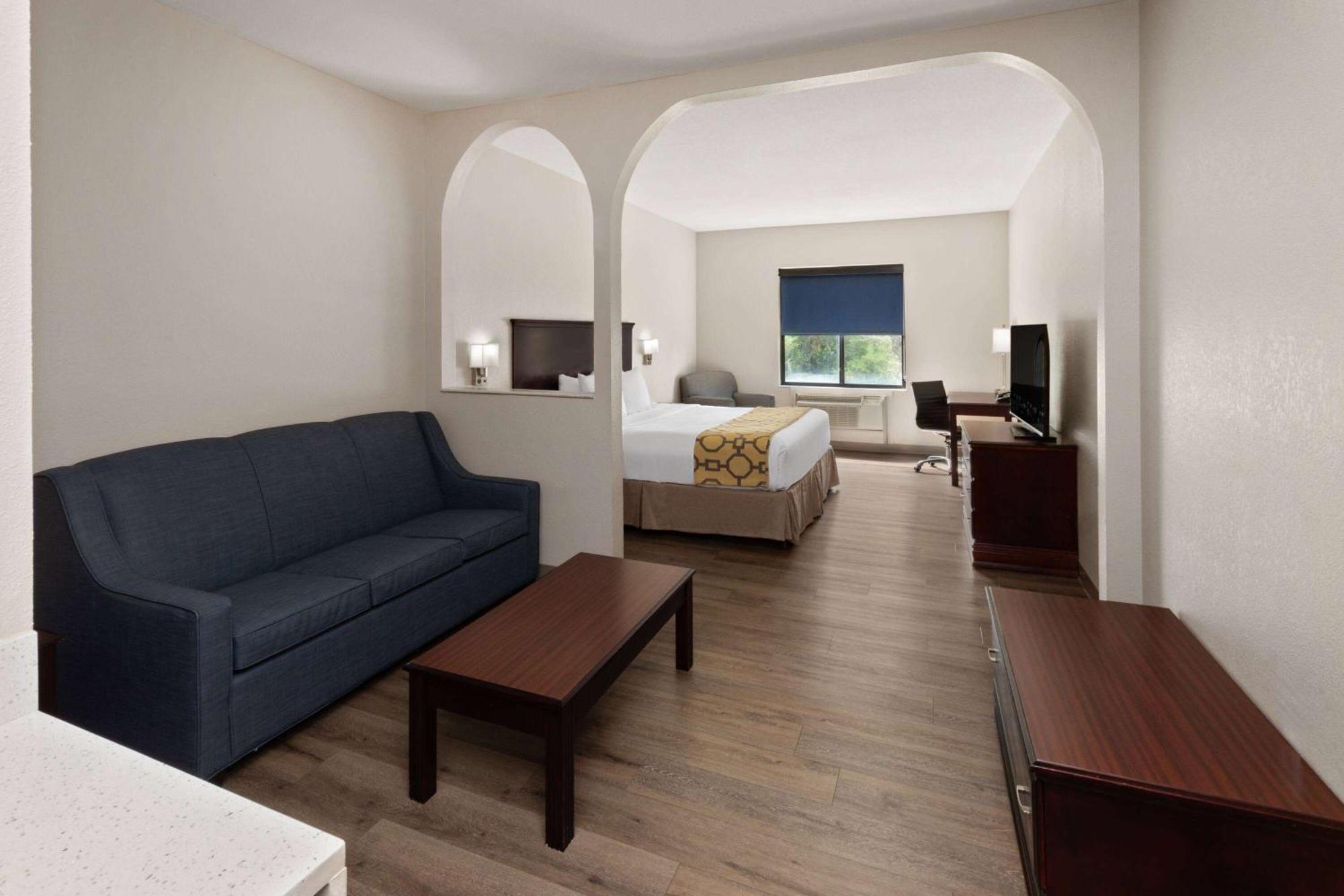 Baymont By Wyndham Houston Brookhollow Eksteriør bilde